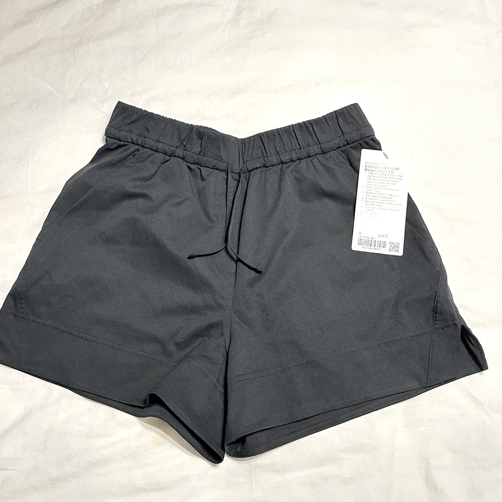NWT Lululemon Cinchable Waist High-Rise Woven Short 3.5"